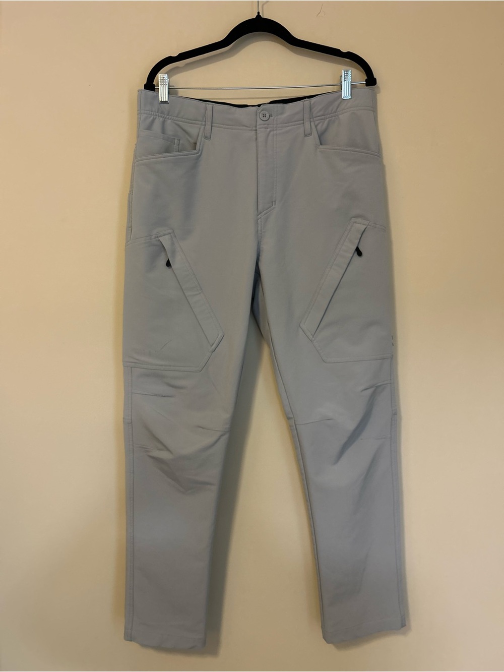 GILLZ Fishing Tournament Light Gray Performance Cargo Pants Size 36 Men’s